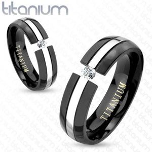 Černý titanový prsten, zaoblený povrch, pás stříbrné barvy, zirkon, 6 mm - Velikost: 54