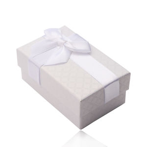 Dárková krabička na prsten, přívěsek a náušnice, bílá perleťová barva, mašlička