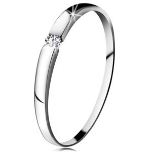 Diamantový prsten z bílého 14K zlata - briliant čiré barvy, jemně vypouklá ramena - Velikost: 55