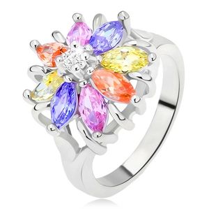 Lesklý prsten stříbrné barvy, barevný květ z broušených kamínků - Velikost: 55