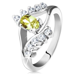 Lesklý prsten ve stříbrné barvě, hladké a zirkonové linie, světle zelený ovál - Velikost: 62