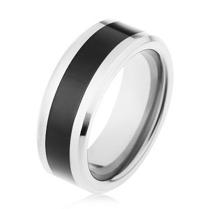 Lesklý prsten z wolframu, dvoubarevné provedení, černý pás, zkosené hrany - Velikost: 67