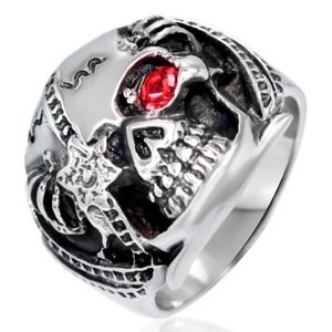 Mohutný prsten z oceli - lebka bojovníka s červeným zirkonem, patina - Velikost: 54