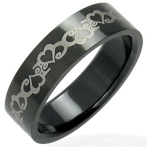 Ocelový černý prsten se srdíčky - Velikost: 58