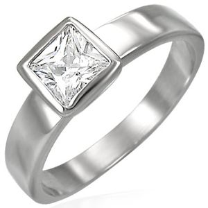 Ocelový prsten stříbrné barvy, čirý čtvercový zirkon v objímce - Velikost: 51