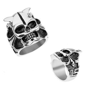 Ocelový prsten stříbrné barvy, lebka s rohy, srdce, kuličky, hranaté linie - Velikost: 63