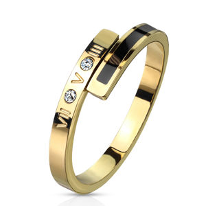 Ocelový prsten ve zlaté barvě - černý proužek, dva čiré zirkony, římské číslice, 2 mm - Velikost: 48