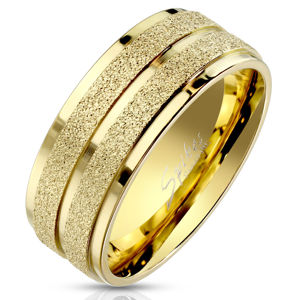 Ocelový prsten ve zlatém barevném provedení - po obvodu dva pískované proužky, 8 mm - Velikost: 67