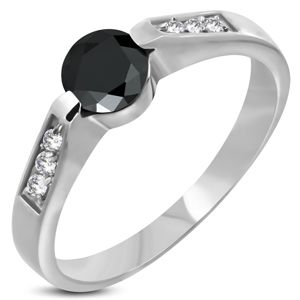 Ocelový zásnubní prsten s černým očkem - Velikost: 50