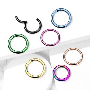 Piercing z chirurgické oceli - barevný kroužek, kloubové zapínání, 2 mm - Barva piercing: Zlatá