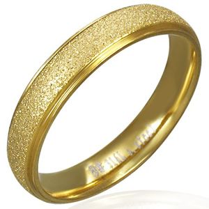 Pískovaný prsten z oceli ve zlaté barvě - Velikost: 57