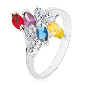 Prsten s lesklými rameny stříbrné barvy, barevná zrnka a čiré zirkonky - Velikost: 55