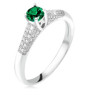 Prsten se zeleným zirkonem v kotlíku, čiré kamínky, stříbro 925 - Velikost: 54