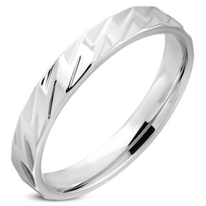 Prsten stříbrné barvy z chirurgické oceli - lesklé kosodélníky, 4 mm - Velikost: 54