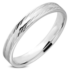 Prsten stříbrné barvy z chirurgické oceli - zešikmené zrníčkové zářezy, 4 mm - Velikost: 62