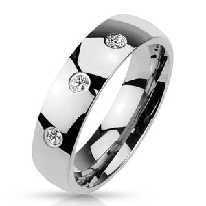 Prsten stříbrné barvy z oceli 316L, lesklý hladký povrch, tři zirkony, 4 mm - Velikost: 49