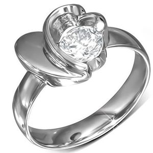 Prsten z chirurgické oceli, kulatý zirkon, srdce a obrys srdce - Velikost: 50