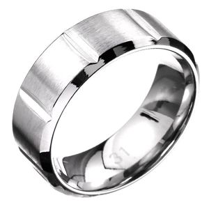 Prsten z oceli - obroučka s příčnými zářezy, matně-lesklý - Velikost: 57