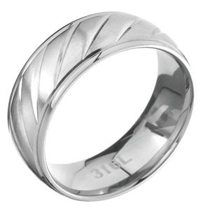 Prsten z oceli s lesklým lemem a matným vroubkovaným středem - Velikost: 67