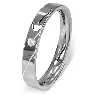 Prsten z oceli - vyřezané srdíčko, čirý zirkon - Velikost: 57
