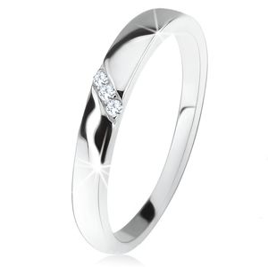 Prsten ze stříbra 925, diagonální pás čirých zirkonů - Velikost: 49