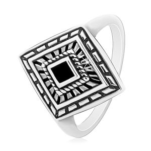 Prsten ze stříbra 925, patinovaný kosočtverec s černou glazurou uprostřed - Velikost: 65