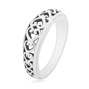 Prsten ze stříbra 925, vyřezávané srdíčkovité ornamenty, černá patina - Velikost: 63