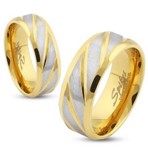 Prsten zlaté barvy z oceli, matné šikmé pásky ve stříbrném odstínu, 8 mm - Velikost: 60