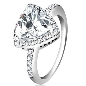 Stříbrný prsten 925, čirý trojúhelníkový zirkon, blýskavý lem, výřezy - Velikost: 50