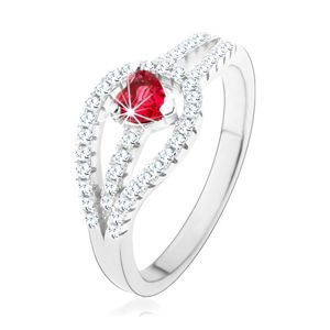 Stříbrný prsten 925, rozdvojená zirkonová ramena, červené srdíčko - Velikost: 57
