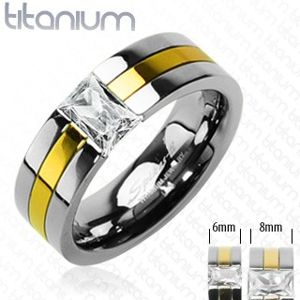 Titanový snubní prsten se zlatým pruhem a zirkonem - Velikost: 69