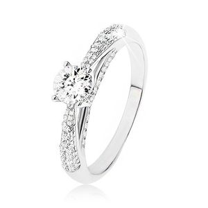 Třpytivý stříbrný prsten 925, čirý kamínek, zdobené boční strany prstenu - Velikost: 63