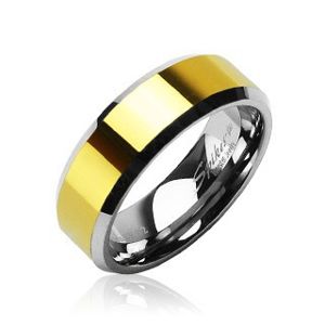Wolframový prsten se zkosenými hranami a středovým pásem ve zlaté barvě, 8 mm - Velikost: 65