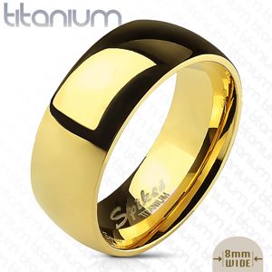 Zaoblený hladký titanový prsten ve zlatém odstínu, 8 mm - Velikost: 70