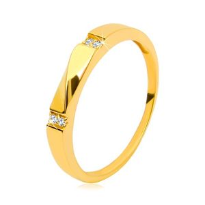 Zlatý prsten 585 - čiré zirkony, lesklá vlnka, hladká ramena - Velikost: 54